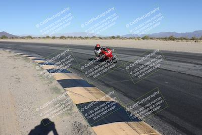 media/Dec-01-2025-Moto Forza (Mon) [[2daa91e15f]]/2-Intermediate Group/Session 4 (Turn 10 Inside)/